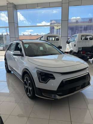 KIA-NIRO-2023