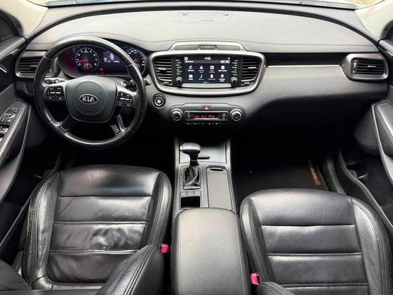 KIA SORENTO 2.4 16V GASOLINA EX 7L AUTOMÁTICO