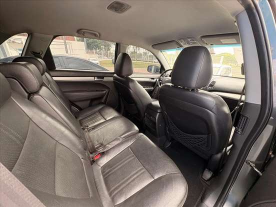 KIA-SORENTO-2013