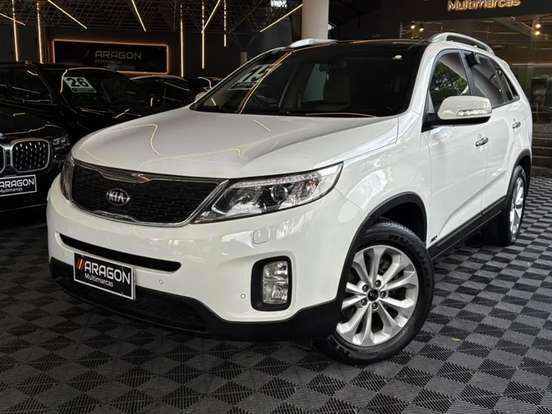 KIA-SORENTO-3.5 S.670 V6 4X4 24V GASOLINA 4P AUTOMÁTICO KIA-SORENTO-2014