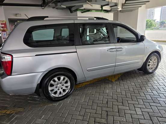 KIA-CARNIVAL-3.8 EX V6 24V GASOLINA 4P AUTOMATICO KIA-CARNIVAL-2008
