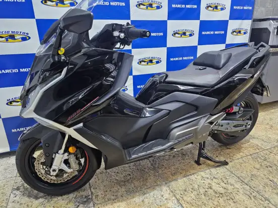KYMCO-AK 550i-2024