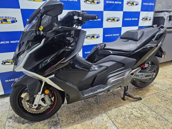 KYMCO-AK 550i-2024