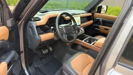 LAND ROVER-DEFENDER-2024
