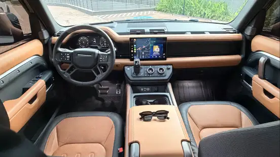 LAND ROVER-DEFENDER-2024