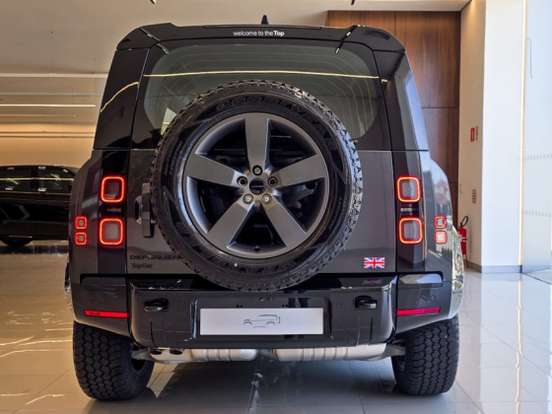 LAND ROVER-DEFENDER-2026
