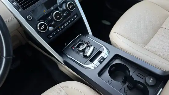 LAND ROVER-DISCOVERY SPORT-2019