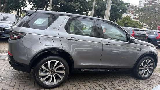 LAND ROVER-DISCOVERY SPORT-2025