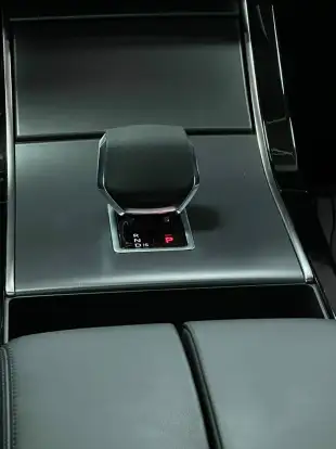 LAND ROVER-RANGE ROVER EVOQUE-2024