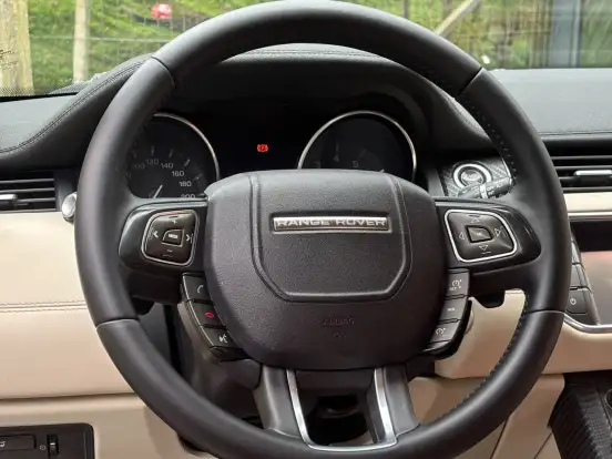 LAND ROVER-RANGE ROVER EVOQUE-2.0 PRESTIGE 4WD 16V GASOLINA 4P AUTOMÁTICO LAND ROVER-RANGE ROVER EVOQUE-2011