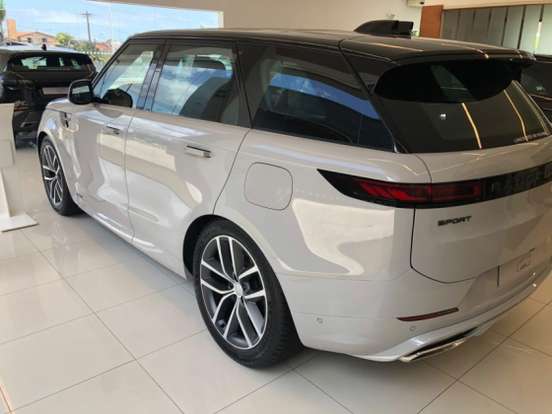 LAND ROVER-RANGE ROVER SPORT-3.0 P550e PHEV AUTOBIOGRAPHY AWD AUTOMÁTICO LAND ROVER-RANGE ROVER SPORT-2026