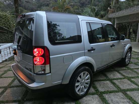 LAND ROVER-DISCOVERY 4-3.0 SE 4X4 V6 24V BI-TURBO DIESEL 4P AUTOMÁTICO LAND ROVER-DISCOVERY 4-2011