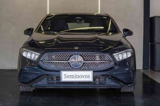 MERCEDES-BENZ-A 200-2023