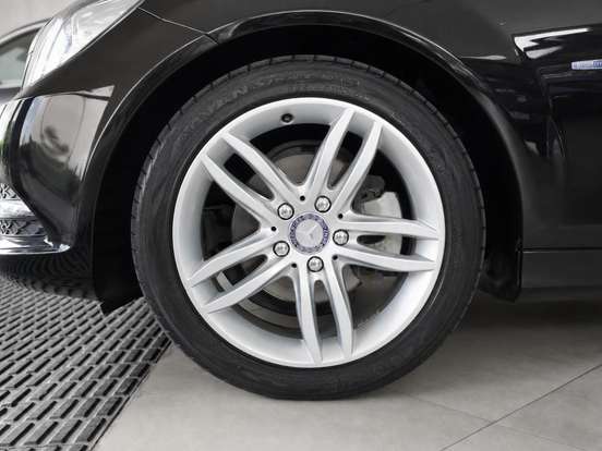 MERCEDES-BENZ-C 180-2012