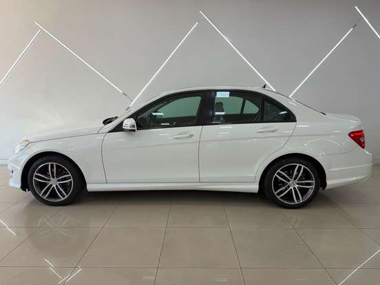 MERCEDES-BENZ-C 180-2013
