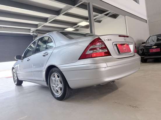MERCEDES-BENZ-C 180-1.8 16V GASOLINA 4P AUTOMÁTICO MERCEDES-BENZ-C 180-2001