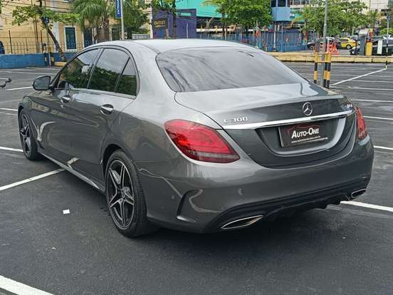 MERCEDES-BENZ-C 300-2019