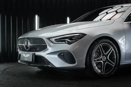 MERCEDES-BENZ-CLA 200-2025
