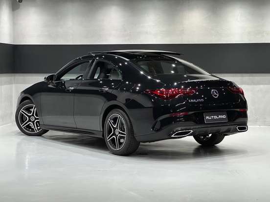 MERCEDES-BENZ-CLA 200-2023