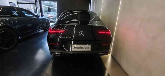 MERCEDES-BENZ-CLA 200-2024