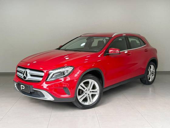 MERCEDES-BENZ GLA 200 1.6 CGI ADVANCE 16V TURBO FLEX 4P AUTOMÁTICO
