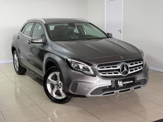 MERCEDES-BENZ GLA 200 1.6 CGI FLEX ENDURO 7G-DCT