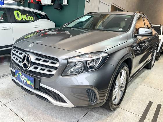 MERCEDES-BENZ GLA 200 1.6 CGI FLEX STYLE 7G-DCT