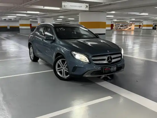 MERCEDES-BENZ-GLA 250-2015