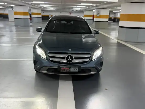 MERCEDES-BENZ-GLA 250-2015