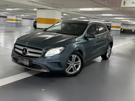 MERCEDES-BENZ-GLA 250-2015