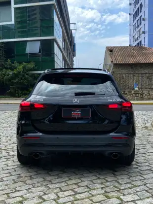 MERCEDES-BENZ-GLA 35 AMG-2025