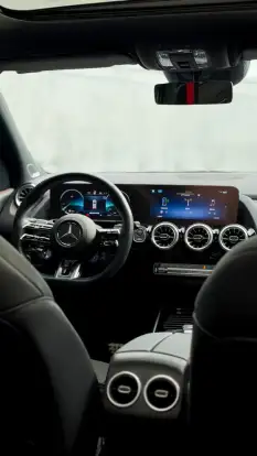 MERCEDES-BENZ-GLA 35 AMG-2024