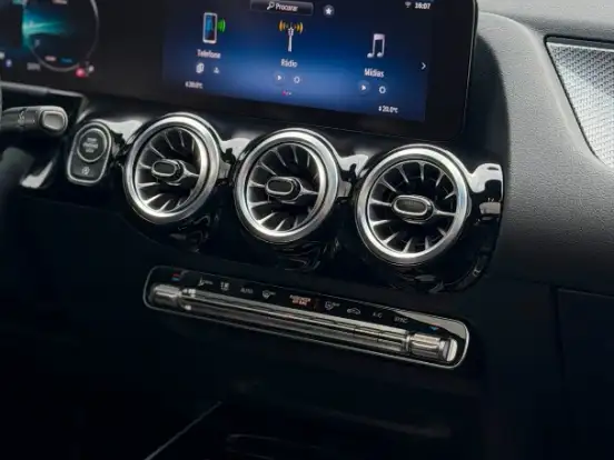 MERCEDES-BENZ-GLA 35 AMG-2.0 MHEV 4MATIC SPEEDSHIFT MERCEDES-BENZ-GLA 35 AMG-2024