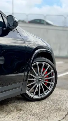 MERCEDES-BENZ-GLA 35 AMG-2024