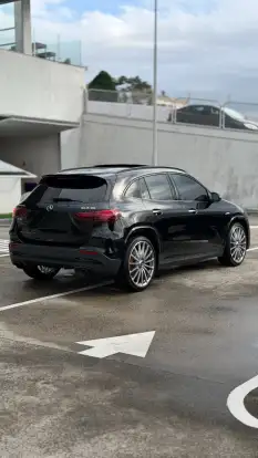 MERCEDES-BENZ-GLA 35 AMG-2024