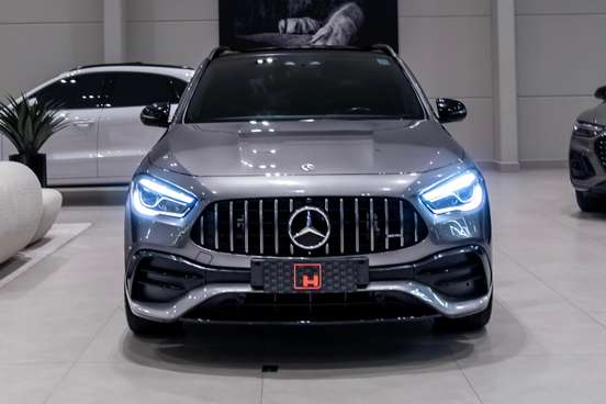 MERCEDES-BENZ-GLA 35 AMG-2021