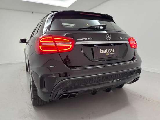 MERCEDES-BENZ-GLA 45 AMG-2.0 16V TURBO GASOLINA 4P AUTOMÁTICO MERCEDES-BENZ-GLA 45 AMG-2015