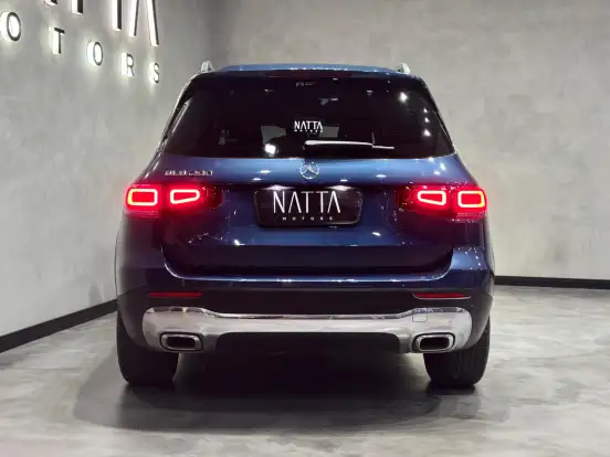 MERCEDES-BENZ-GLB 200-2021