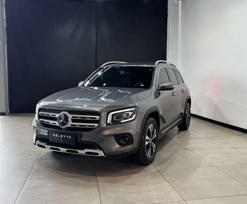 MERCEDES-BENZ-GLB 200-2021
