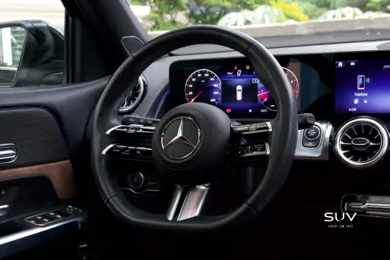 MERCEDES-BENZ-GLB 220-2025