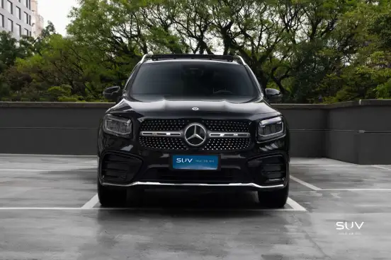 MERCEDES-BENZ-GLB 220-2025