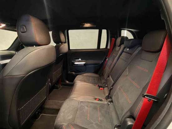 MERCEDES-BENZ-GLB 35 AMG-2022