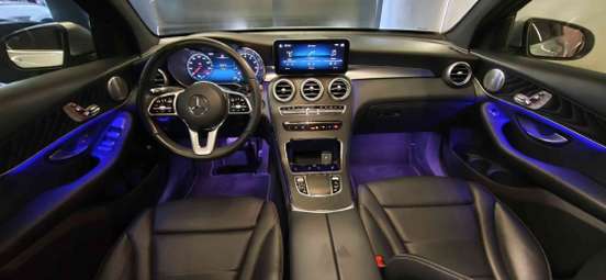 MERCEDES-BENZ-GLC 300-2020
