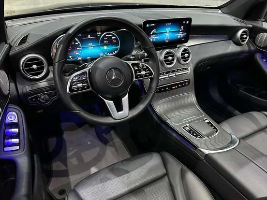 MERCEDES-BENZ-GLC 300-2.0 CGI GASOLINA COUPÉ 4MATIC 9G-TRONIC MERCEDES-BENZ-GLC 300-2020