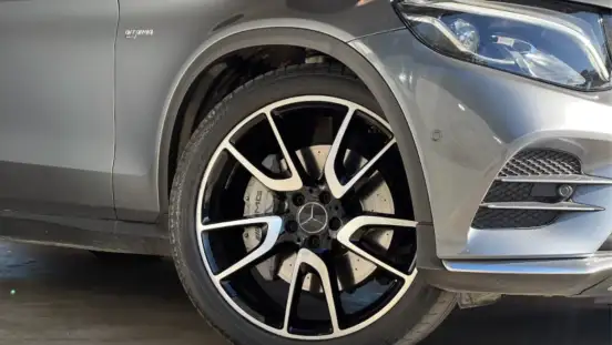 MERCEDES-BENZ-GLC 43 AMG-2017