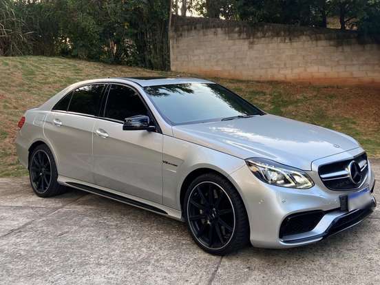 MERCEDES-BENZ-E 63 AMG-5.5 V8 32V BI-TURBO GASOLINA 4P AUTOMÁTICO MERCEDES-BENZ-E 63 AMG-2014