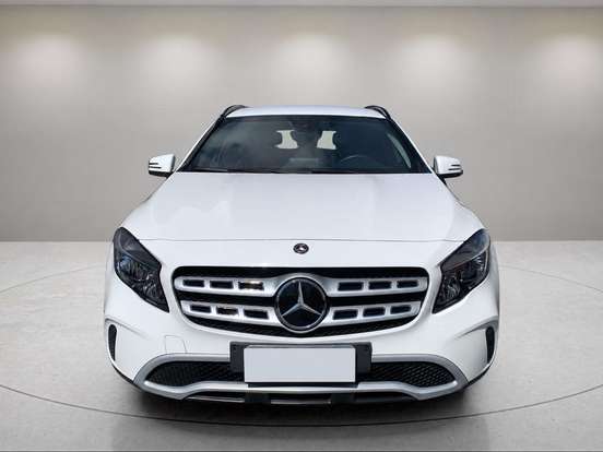 MERCEDES-BENZ-GLA 200-1.6 CGI FLEX STYLE 7G-DCT MERCEDES-BENZ-GLA 200-2018