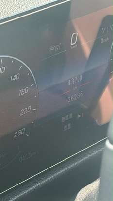 MERCEDES-BENZ-GLB 220-2024