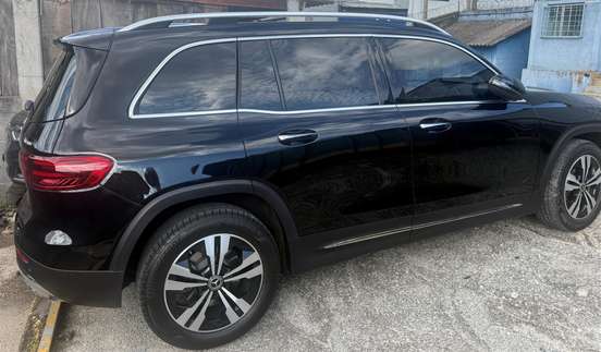 MERCEDES-BENZ-GLB 220-2024