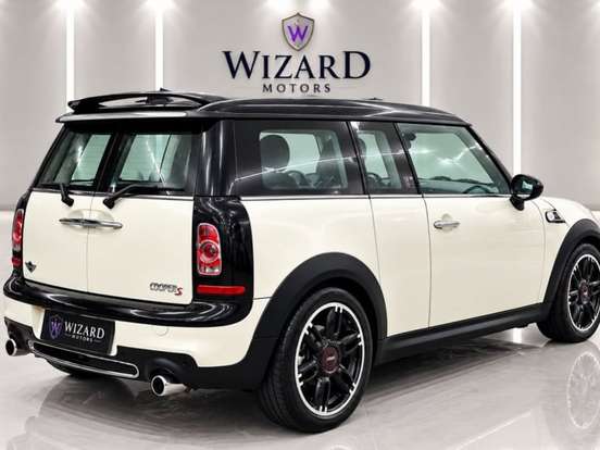 MINI-COOPER-1.6 CLUBMAN 16V GASOLINA 3P AUTOMÁTICO MINI-COOPER-2011